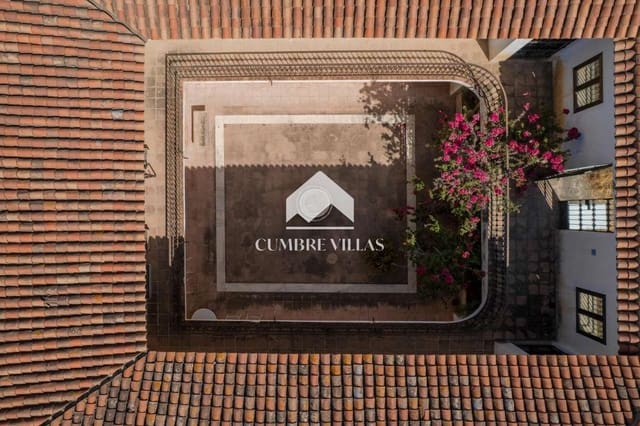8 bedroom Villa for sale in Almuñécar with garage - € 695,000 (Ref: 10163932)