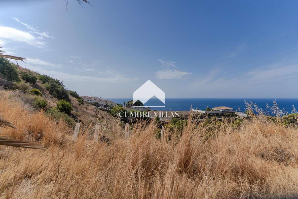 8 bedroom Villa for sale in Almunecar with garage - € 695,000 (Ref: 10163932)