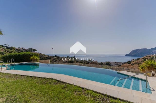 Casa de 2 habitaciones en La Herradura, Almuñécar en venta con piscina garaje - 585.000 € (Ref: 10176109)