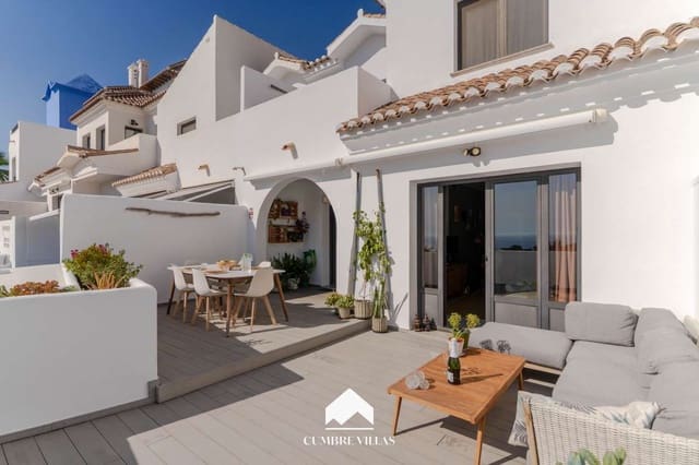 Casa de 2 habitaciones en La Herradura, Almuñécar en venta con piscina garaje - 585.000 € (Ref: 10176109)