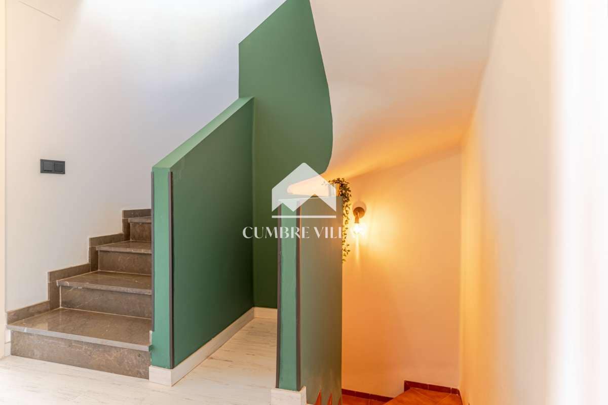 Casa de 2 habitaciones en La Herradura en venta con piscina garaje - 585.000 € (Ref: 10176109)