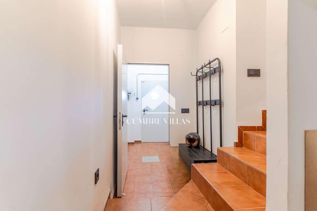 Casa de 2 habitaciones en La Herradura en venta con piscina garaje - 585.000 € (Ref: 10176109)
