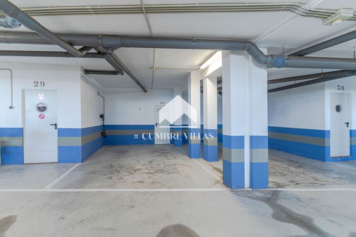 Casa de 2 habitaciones en La Herradura en venta con piscina garaje - 585.000 € (Ref: 10176109)