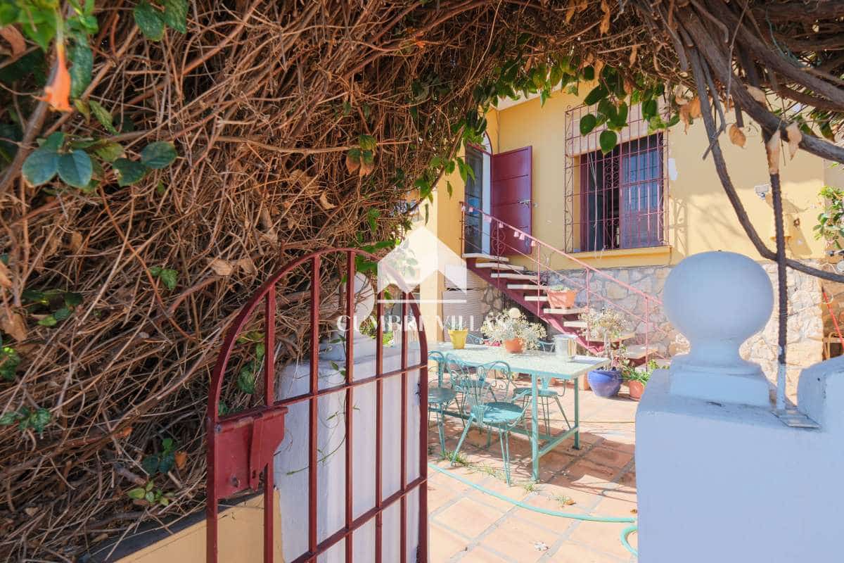 5 chambre Villa/Maison à vendre à Salobrena avec piscine garage - 395 000 € (Ref: 6585771)