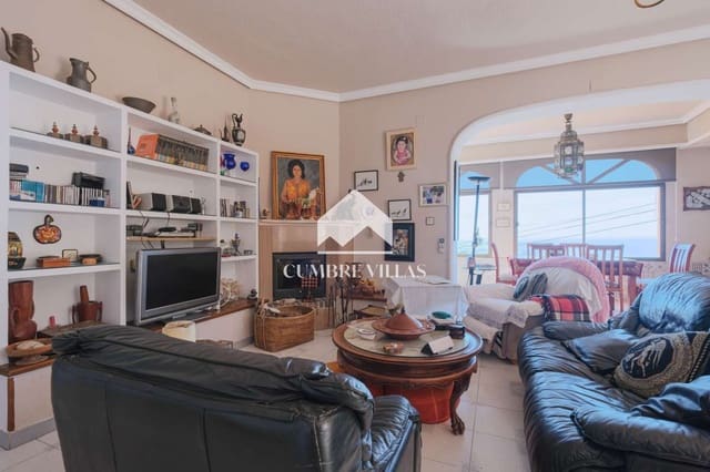 5 soverom Villa til salgs i Salobreña med svømmebasseng garasje - € 395 000 (Ref: 6585771)