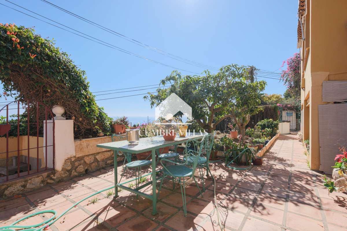 5 chambre Villa/Maison à vendre à Salobrena avec piscine garage - 395 000 € (Ref: 6585771)