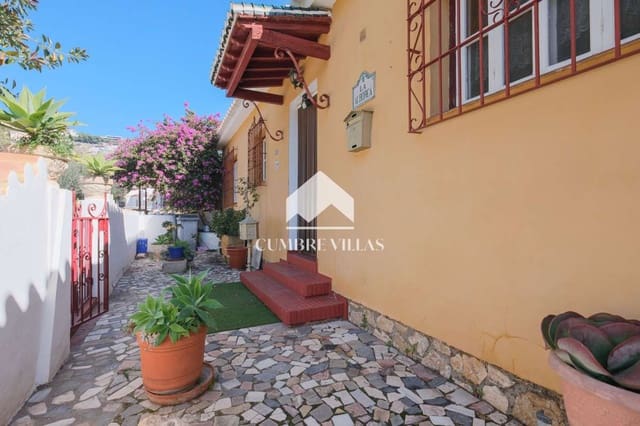 5 soverom Villa til salgs i Salobreña med svømmebasseng garasje - € 395 000 (Ref: 6585771)