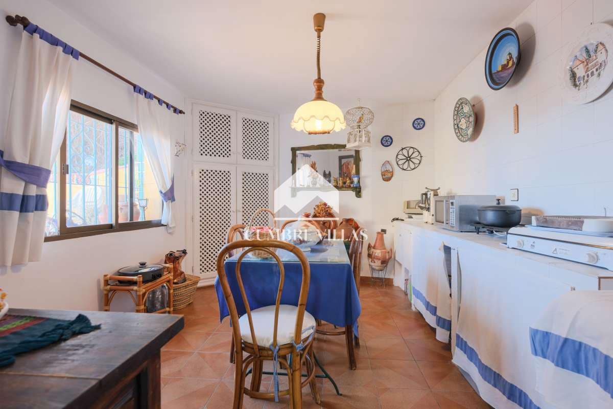 5 chambre Villa/Maison à vendre à Salobrena avec piscine garage - 395 000 € (Ref: 6585771)