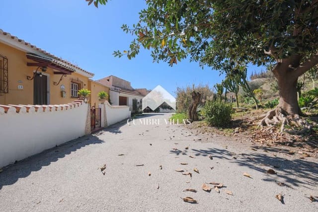 5 soverom Villa til salgs i Salobreña med svømmebasseng garasje - € 395 000 (Ref: 6585771)