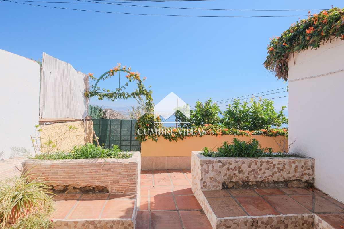 5 chambre Villa/Maison à vendre à Salobrena avec piscine garage - 395 000 € (Ref: 6585771)