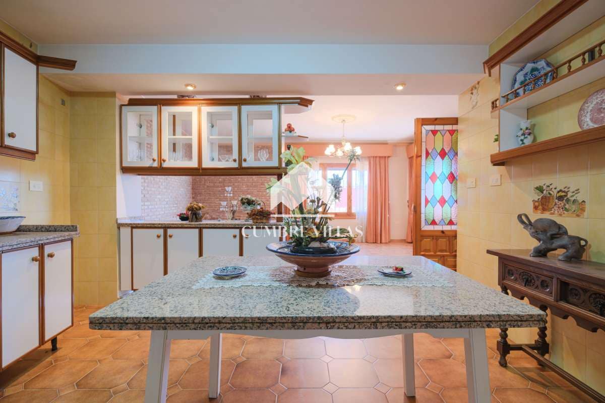 4 soveværelse Villa til salg i Salobrena med garage - € 899.999 (Ref: 6585784)