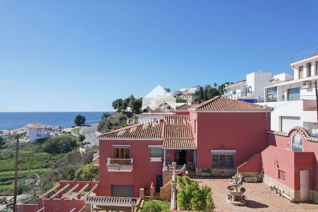 4 bedroom Villa for sale in Salobreña with garage - € 899,999 (Ref: 6585784)