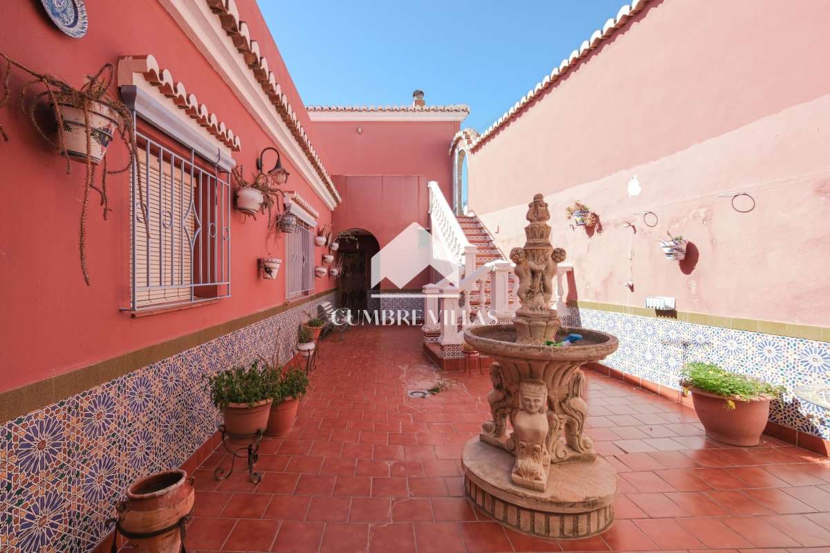 4 soveværelse Villa til salg i Salobrena med garage - € 899.999 (Ref: 6585784)