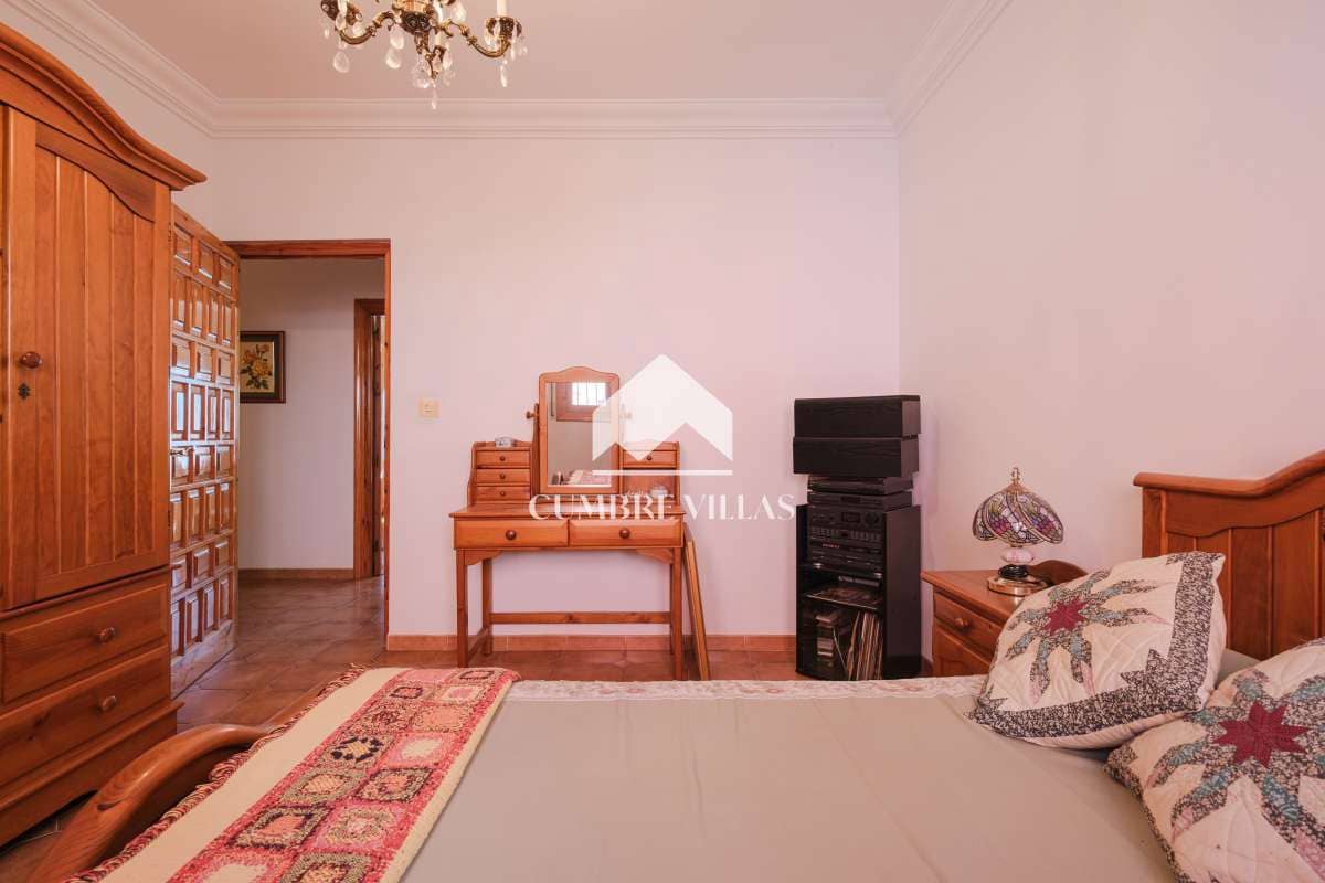 4 soveværelse Villa til salg i Salobrena med garage - € 899.999 (Ref: 6585784)