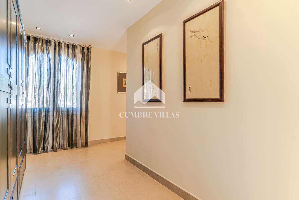 4 Zimmer Villa zu verkaufen in Almunecar mit Pool Garage - 845.000 € (Ref: 6585797)