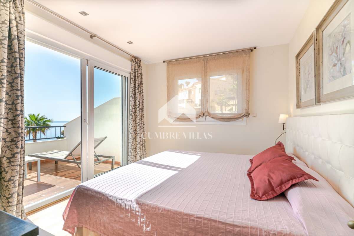 4 Zimmer Villa zu verkaufen in Almunecar mit Pool Garage - 845.000 € (Ref: 6585797)