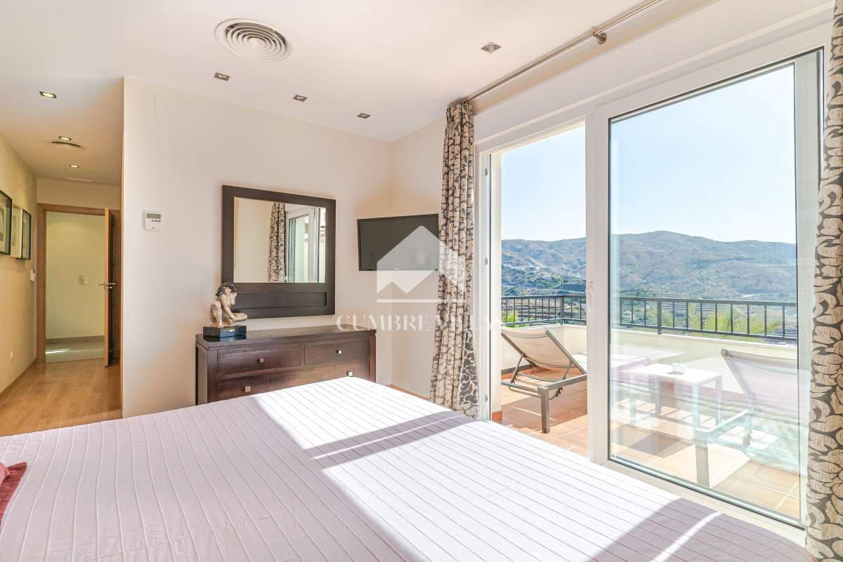 4 Zimmer Villa zu verkaufen in Almunecar mit Pool Garage - 845.000 € (Ref: 6585797)