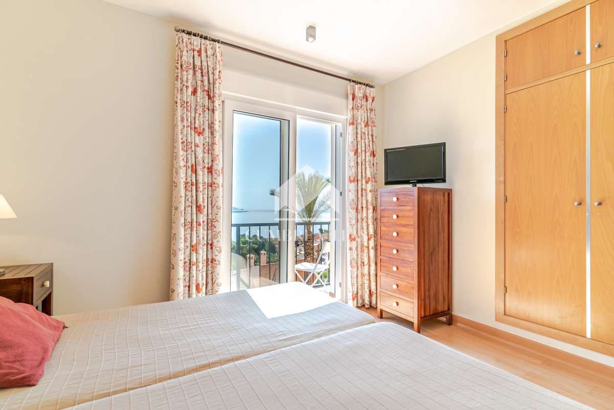 4 Zimmer Villa zu verkaufen in Almunecar mit Pool Garage - 845.000 € (Ref: 6585797)