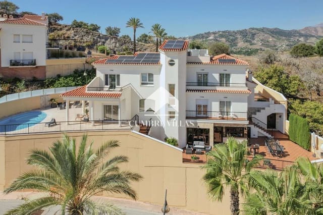 4 Zimmer Villa zu verkaufen in Almuñécar mit Pool Garage - 845.000 € (Ref: 6585797)