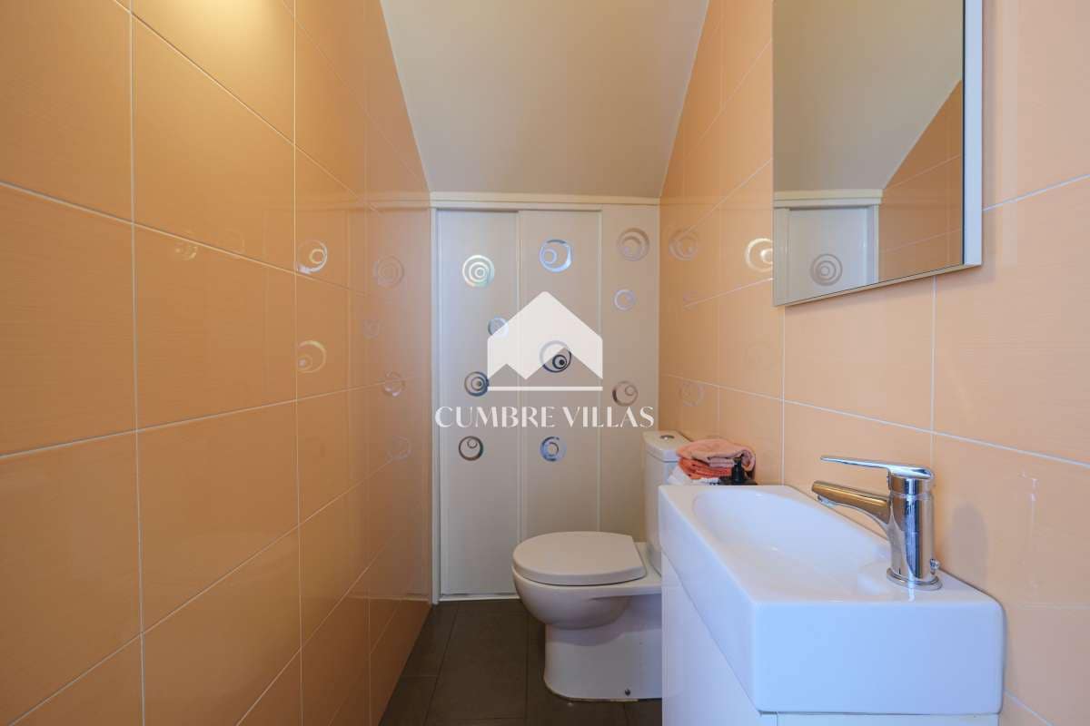 8 slaapkamer Villa te koop in Salobrena met zwembad - € 1.450.000 (Ref: 6585817)