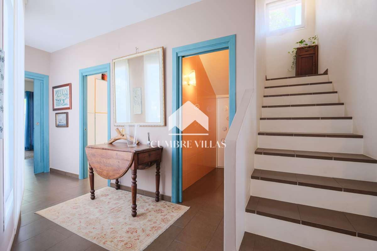 8 slaapkamer Villa te koop in Salobrena met zwembad - € 1.450.000 (Ref: 6585817)