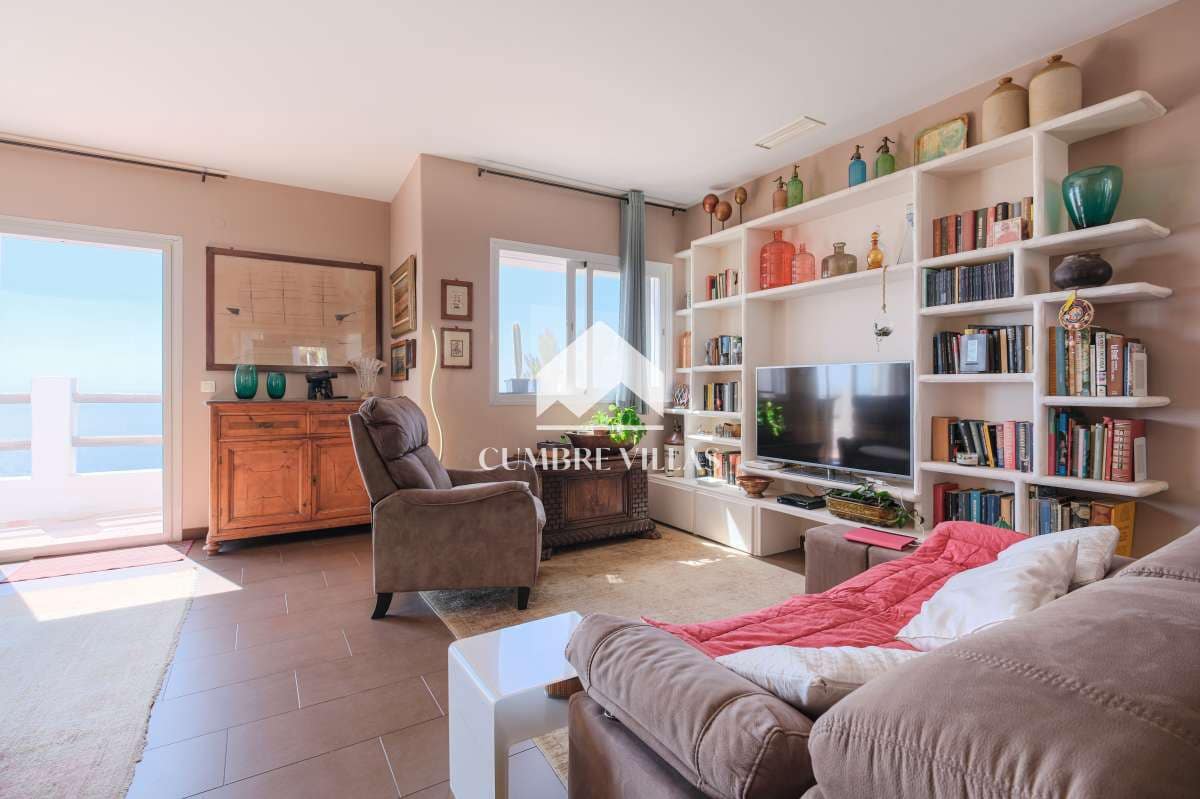 8 slaapkamer Villa te koop in Salobrena met zwembad - € 1.450.000 (Ref: 6585817)