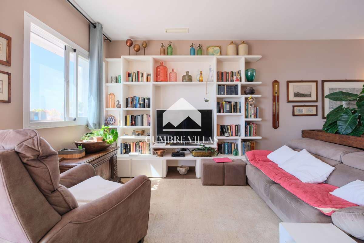 8 slaapkamer Villa te koop in Salobrena met zwembad - € 1.450.000 (Ref: 6585817)