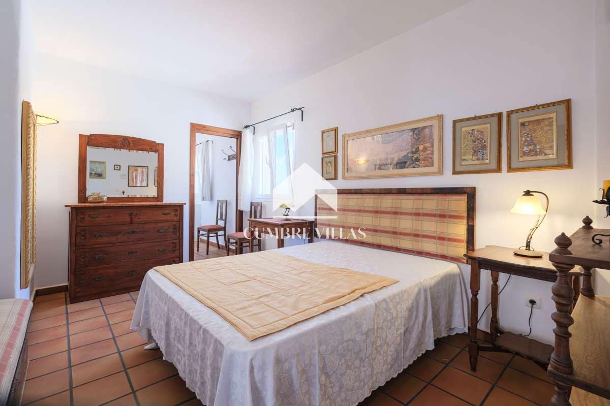 8 slaapkamer Villa te koop in Salobrena met zwembad - € 1.450.000 (Ref: 6585817)