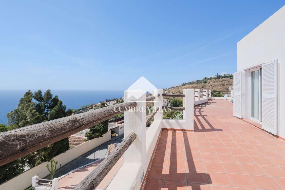 8 slaapkamer Villa te koop in Salobrena met zwembad - € 1.450.000 (Ref: 6585817)