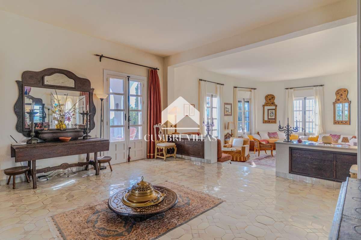 Chalet de 10 habitaciones en Salobreña en venta con piscina garaje - 4.200.000 € (Ref: 6585820)