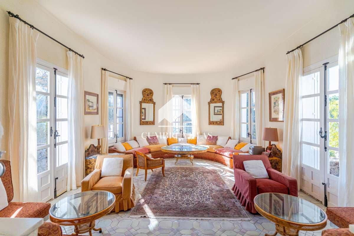 Chalet de 10 habitaciones en Salobreña en venta con piscina garaje - 4.200.000 € (Ref: 6585820)