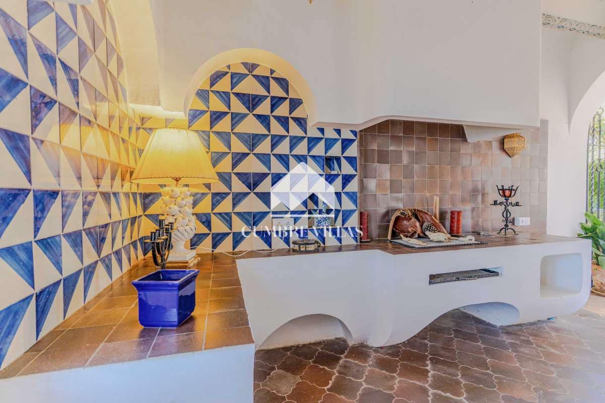 Chalet de 10 habitaciones en Salobreña en venta con piscina garaje - 4.200.000 € (Ref: 6585820)