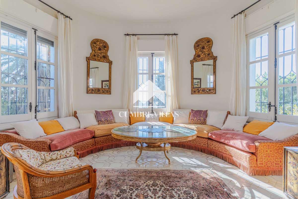 Chalet de 10 habitaciones en Salobreña en venta con piscina garaje - 4.200.000 € (Ref: 6585820)