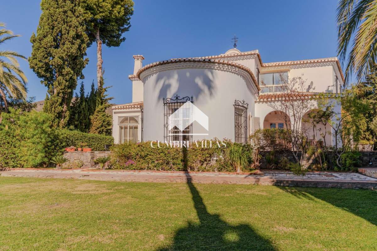 Chalet de 10 habitaciones en Salobreña en venta con piscina garaje - 4.200.000 € (Ref: 6585820)