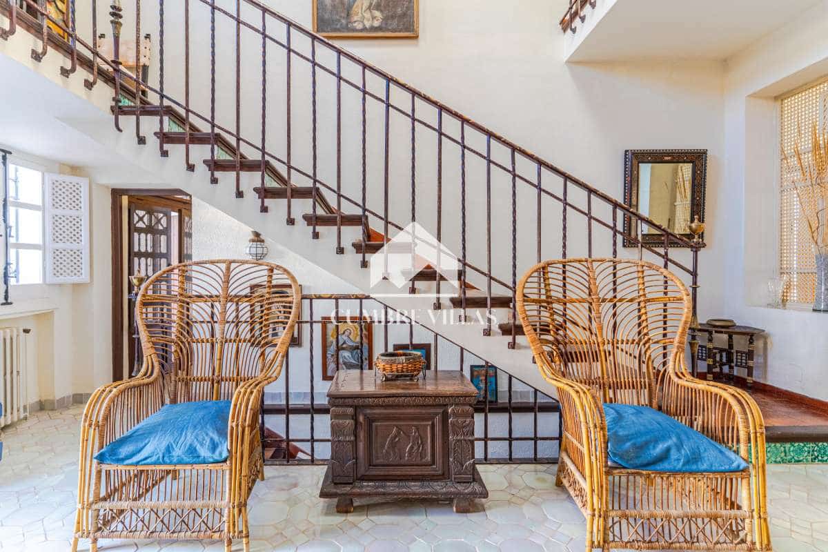 Chalet de 10 habitaciones en Salobreña en venta con piscina garaje - 4.200.000 € (Ref: 6585820)