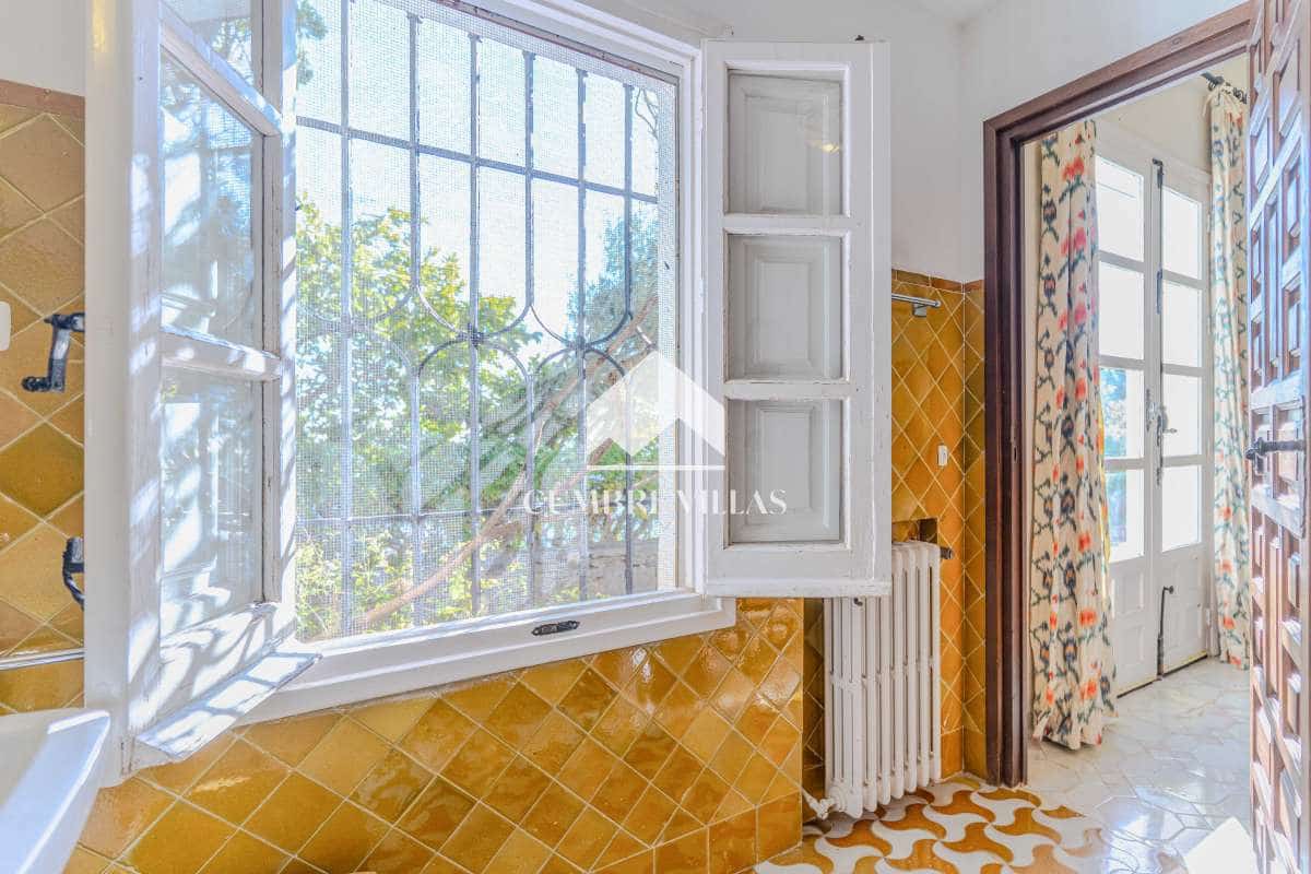 Chalet de 10 habitaciones en Salobreña en venta con piscina garaje - 4.200.000 € (Ref: 6585820)