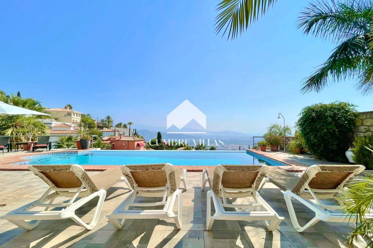 4 chambre Villa/Maison à vendre à Salobrena avec piscine garage - 795 000 € (Ref: 6585825)