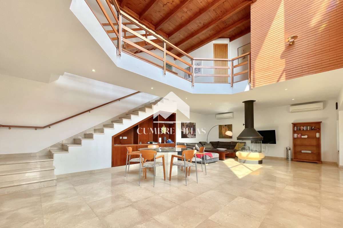 4 chambre Villa/Maison à vendre à Salobrena avec piscine garage - 795 000 € (Ref: 6585825)