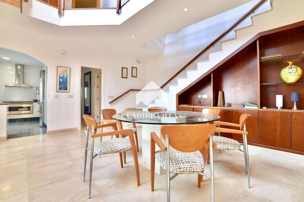 4 chambre Villa/Maison à vendre à Salobrena avec piscine garage - 795 000 € (Ref: 6585825)