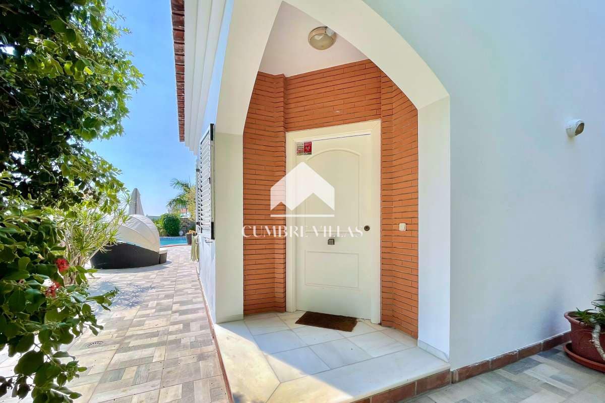 4 chambre Villa/Maison à vendre à Salobrena avec piscine garage - 795 000 € (Ref: 6585825)