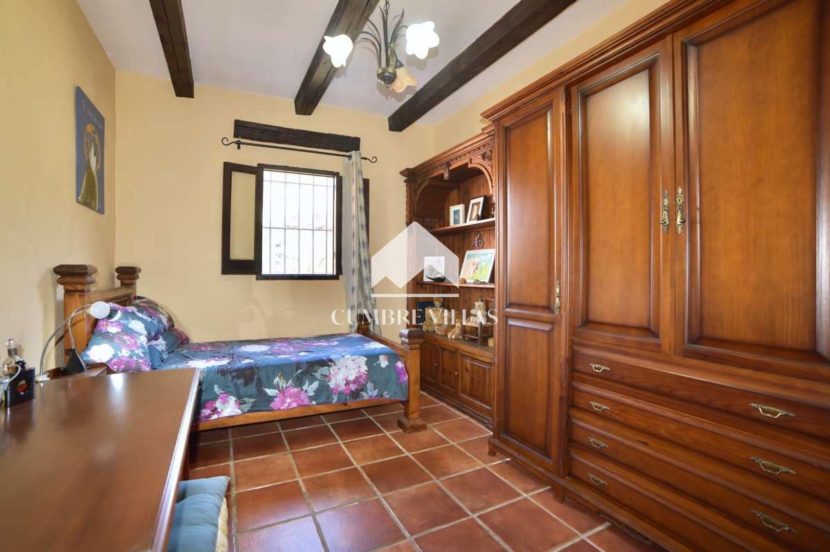 6 soveværelse Finca/Landehus til salg i Torrenueva med swimmingpool garage - € 784.900 (Ref: 6593333)