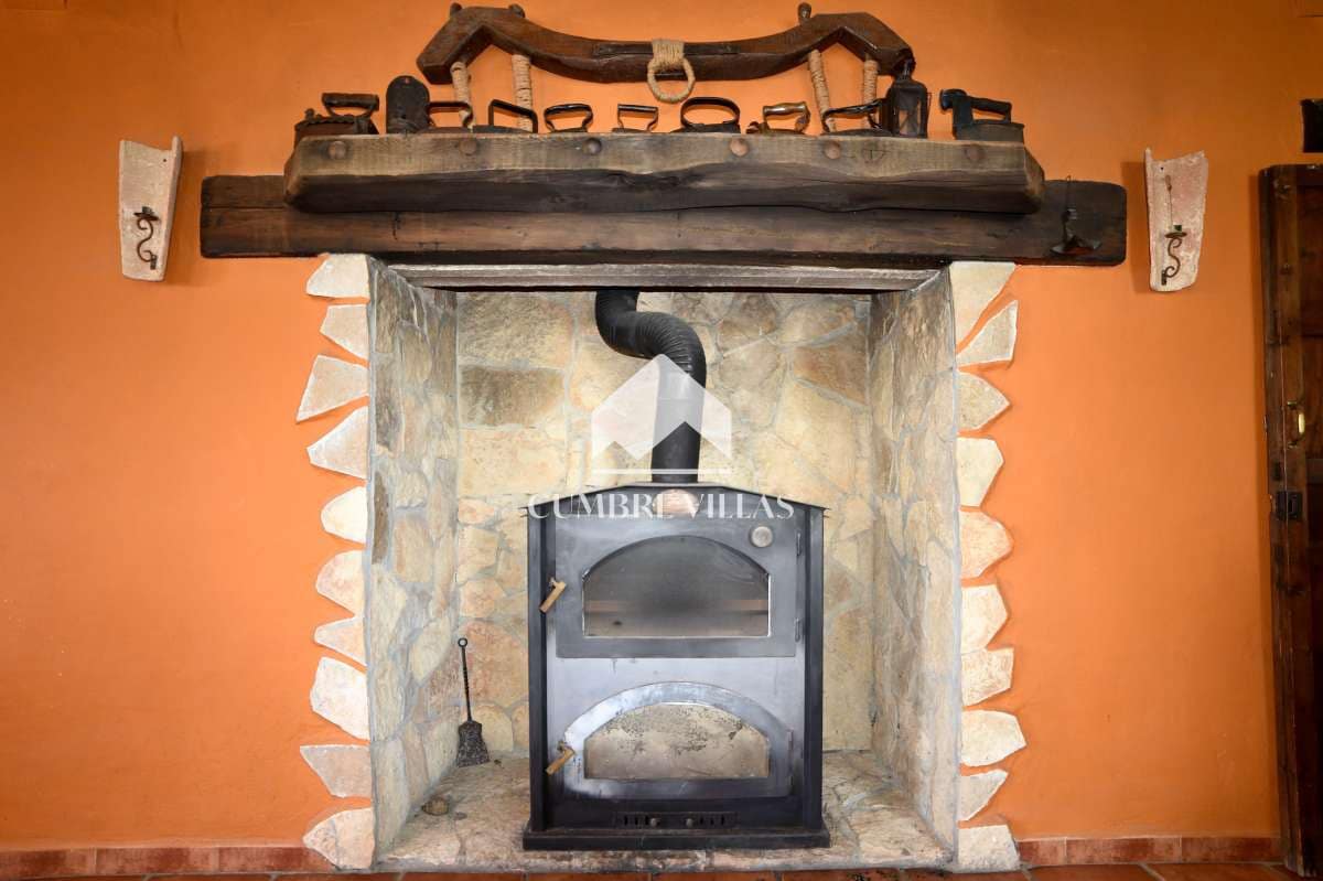 6 soveværelse Finca/Landehus til salg i Torrenueva med swimmingpool garage - € 784.900 (Ref: 6593333)