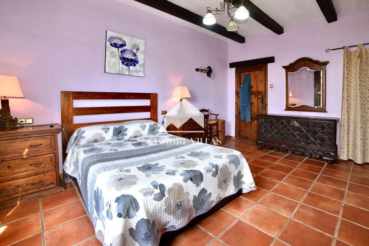 6 soveværelse Finca/Landehus til salg i Torrenueva med swimmingpool garage - € 784.900 (Ref: 6593333)