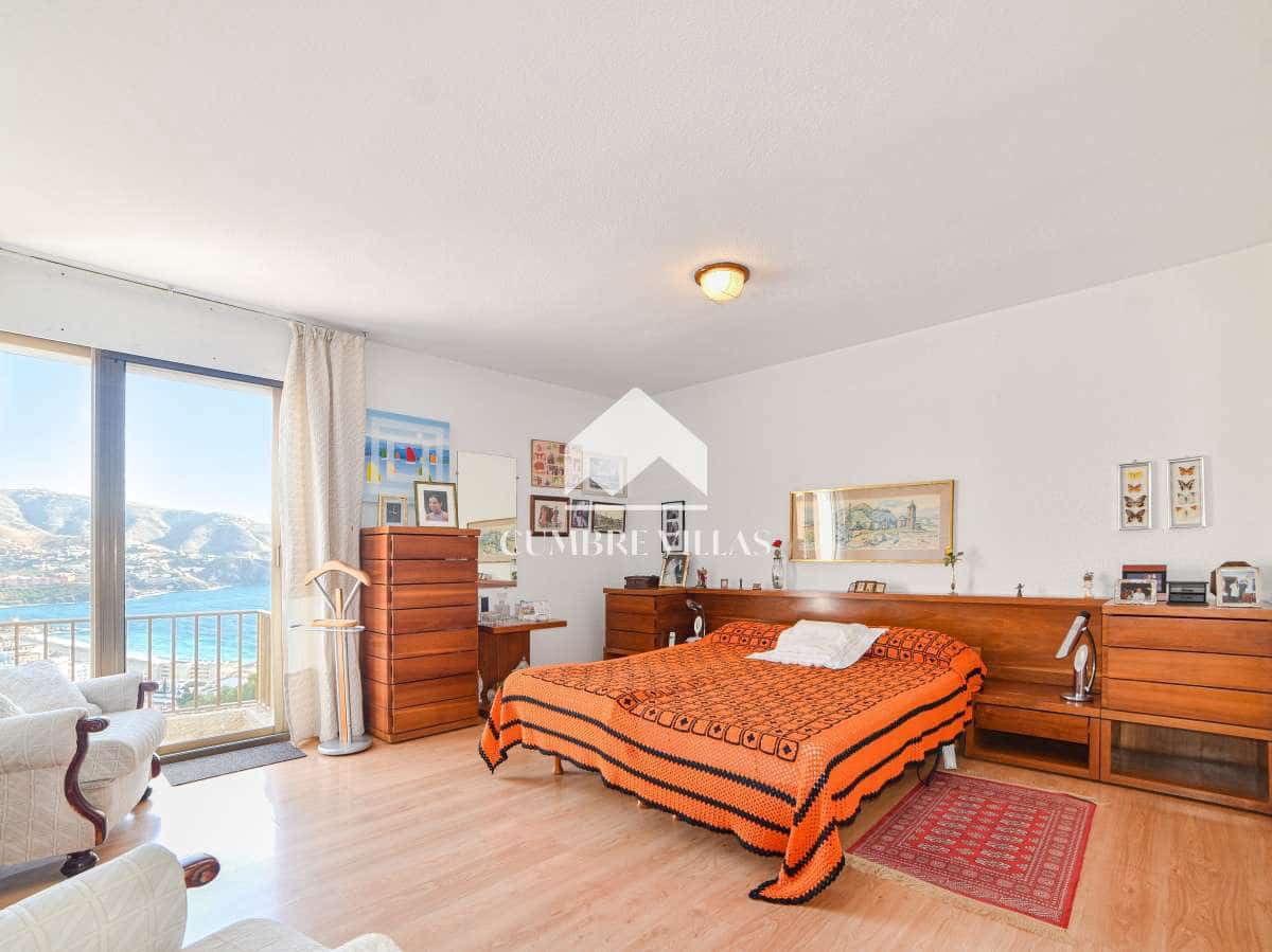 6 slaapkamer Villa te koop in Almunecar met garage - € 650.000 (Ref: 6732175)