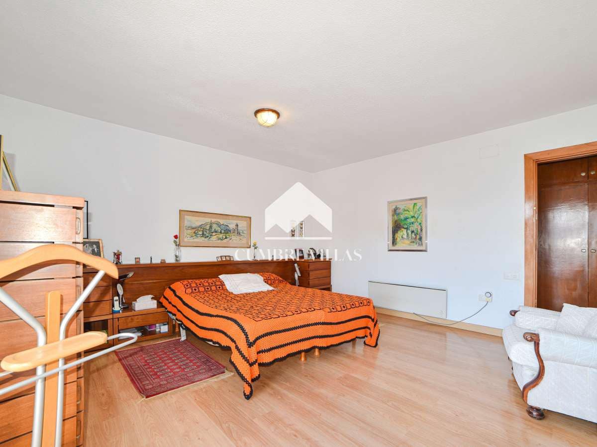 6 slaapkamer Villa te koop in Almunecar met garage - € 650.000 (Ref: 6732175)