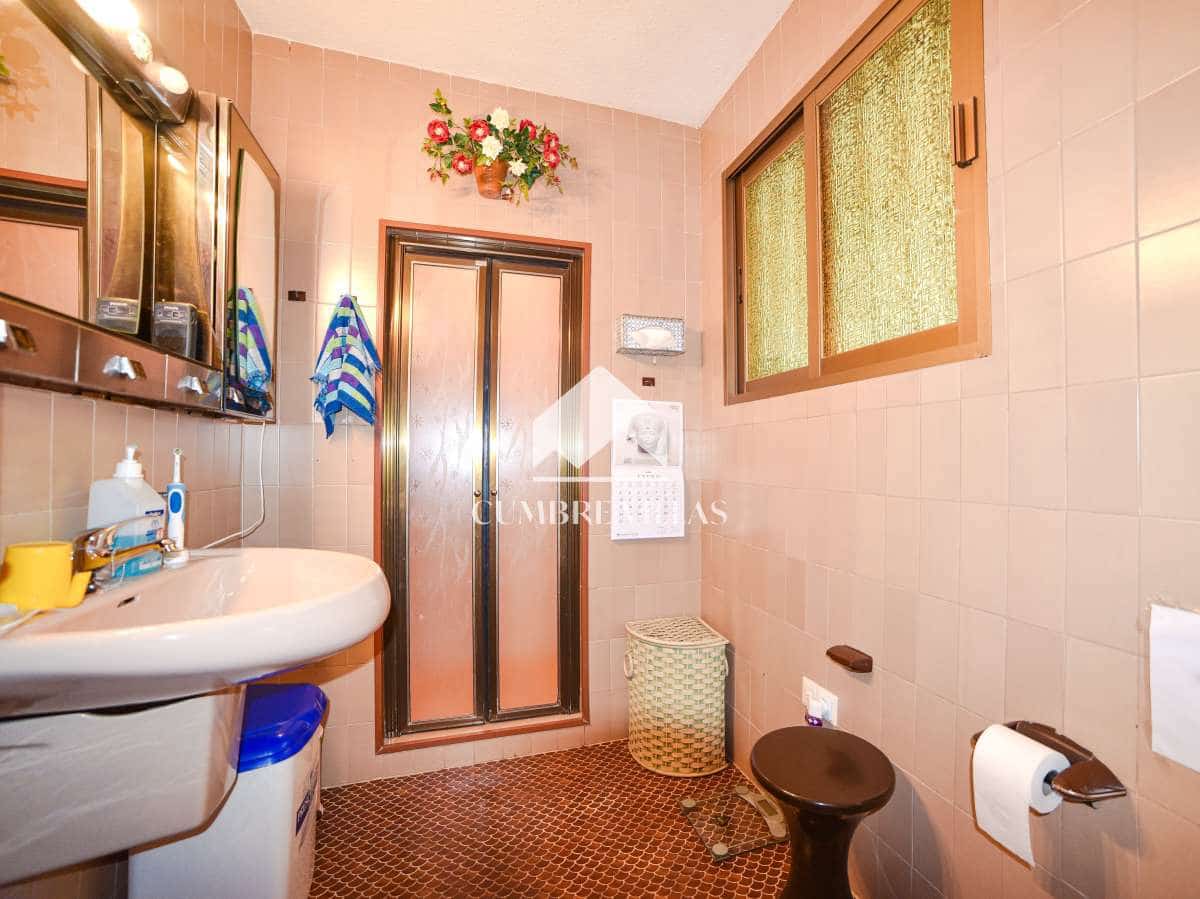 6 slaapkamer Villa te koop in Almunecar met garage - € 650.000 (Ref: 6732175)