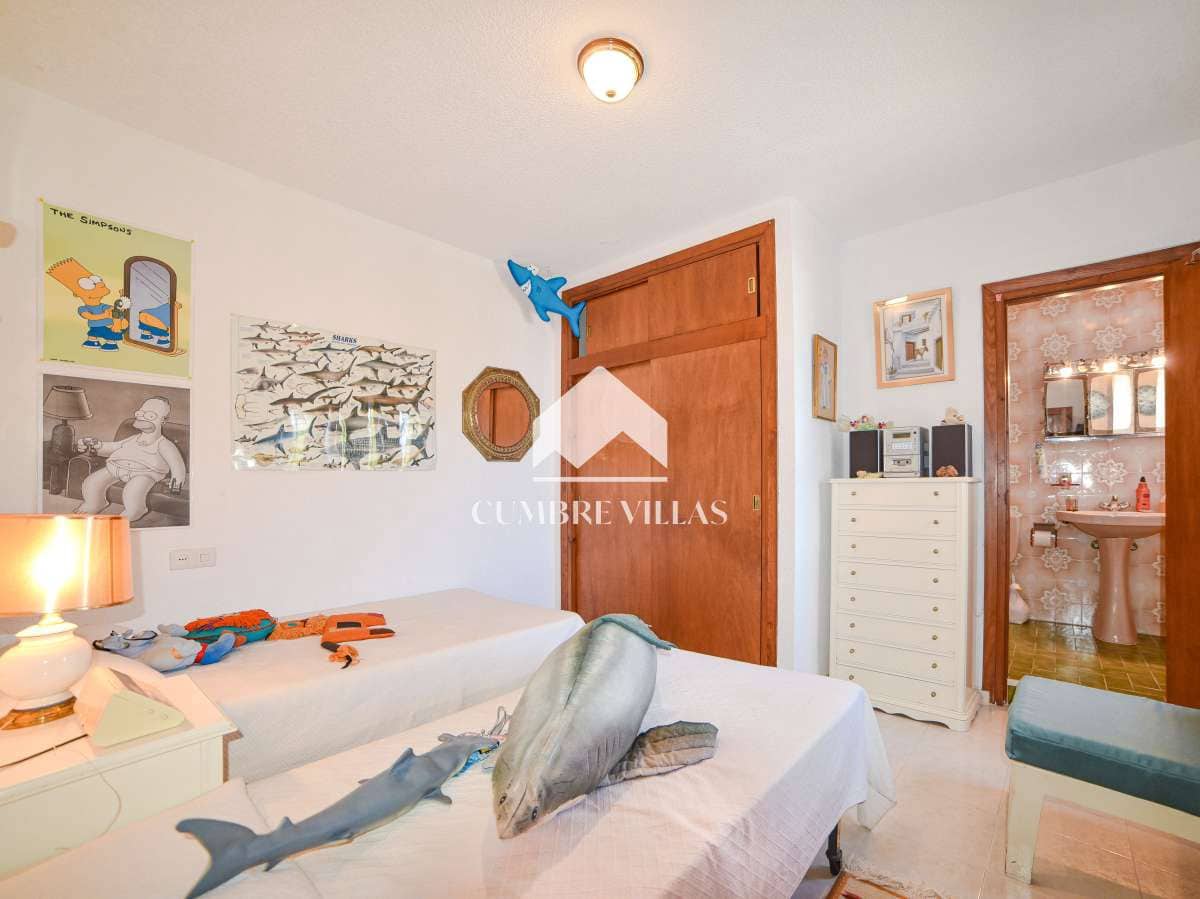 6 slaapkamer Villa te koop in Almunecar met garage - € 650.000 (Ref: 6732175)