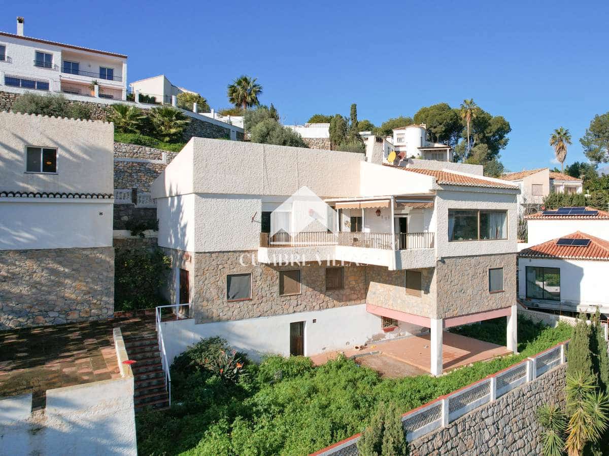 6 slaapkamer Villa te koop in Almunecar met garage - € 650.000 (Ref: 6732175)