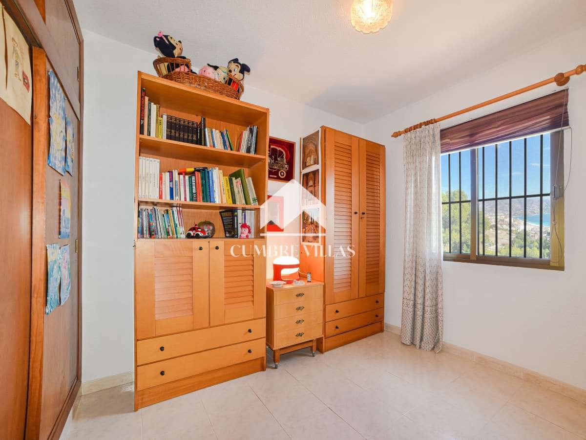 6 slaapkamer Villa te koop in Almunecar met garage - € 650.000 (Ref: 6732175)