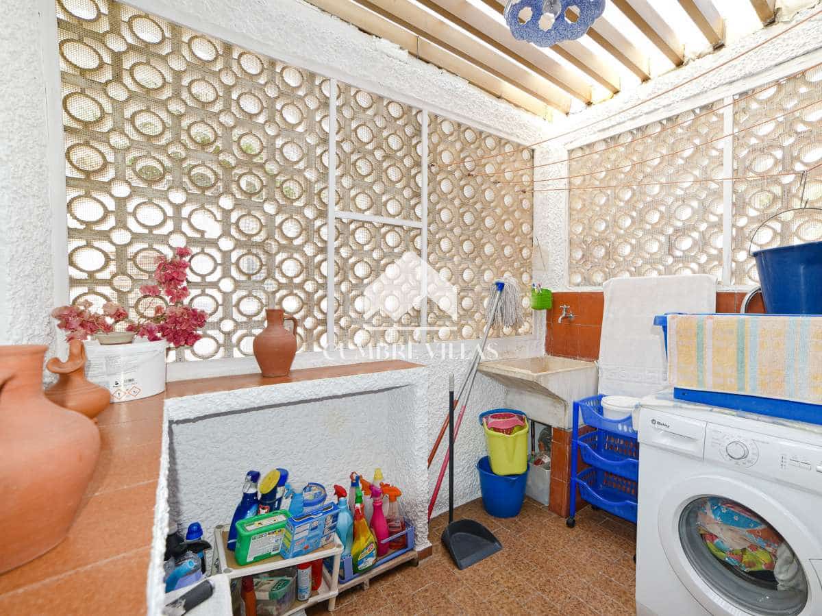 6 slaapkamer Villa te koop in Almunecar met garage - € 650.000 (Ref: 6732175)